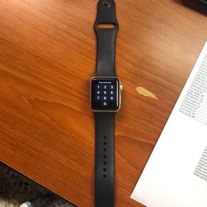 Apple Watch series 2 gold